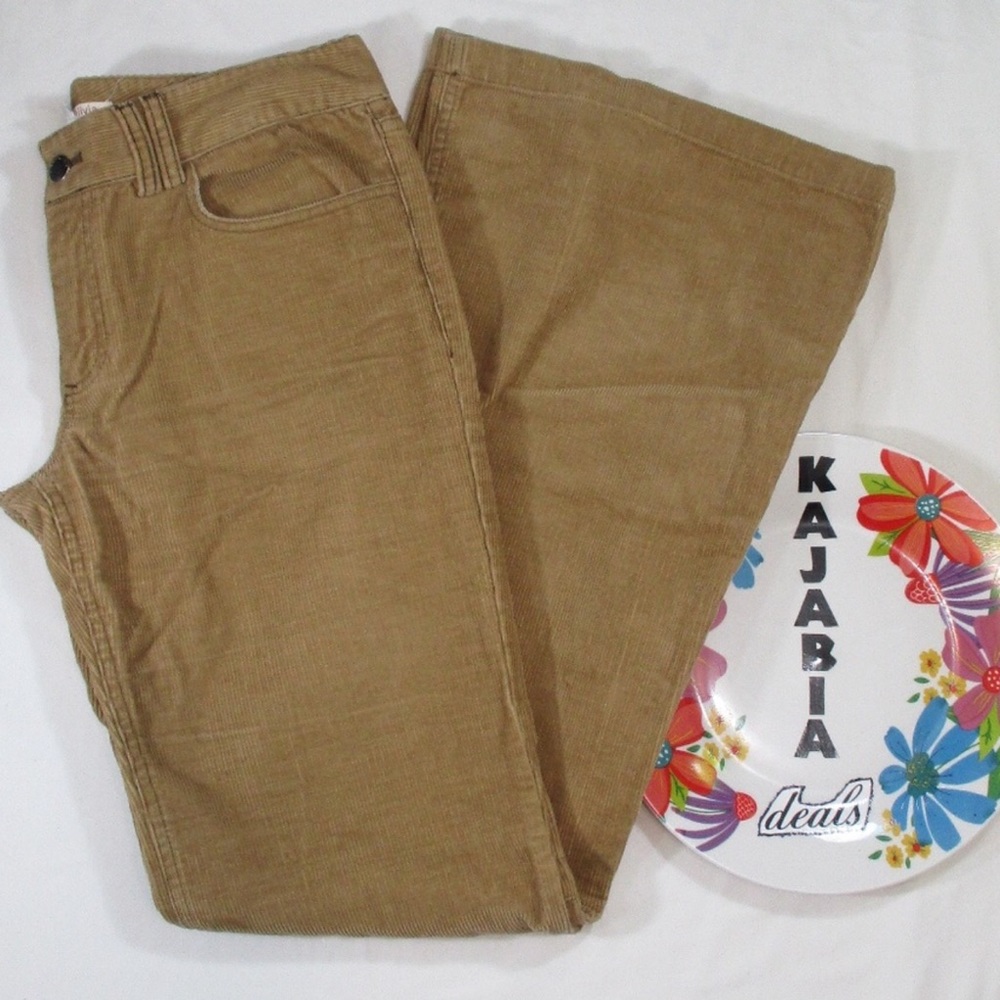 ALICE + OLIVIA Tan Corduroy Pants. Size 6 - Picture 2 of 9